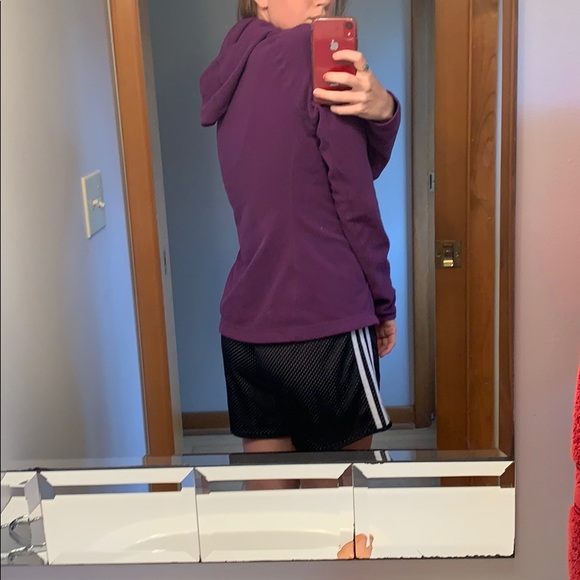 Purple medium north face fleece - Picture 2 of 5